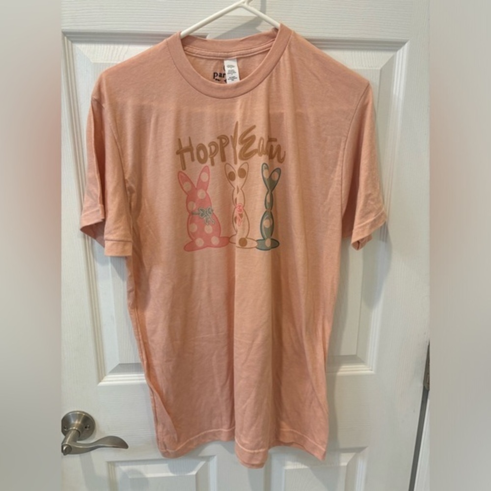 10/$20🔥 Easter Bunny shirt‎